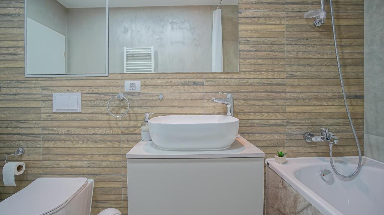 Grandis Studio Coresi Brasov Luaran gambar